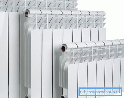 Grzejniki aluminiowe mają najwyższą pojemność na sekcję. Grzejniki aluminiowe mają najwyższą pojemność na sekcję.