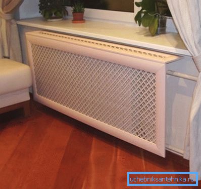 Najczęściej ekran MDF, jest to rama (zewnętrznie podobna do drzwi skrzydłowych) i wypełnienie wykonane z tanich materiałów. Najczęściej ekran MDF, jest to rama (zewnętrznie podobna do drzwi skrzydłowych) i wypełnienie wykonane z tanich materiałów.