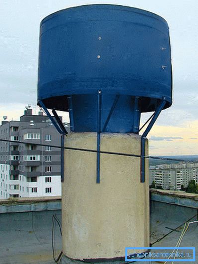 Deflektor nie tylko chroni, ale także poprawia wentylację. Deflektor nie tylko chroni, ale także poprawia wentylację.