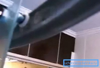Drzwi poruszają się na kółkach Drzwi poruszają się na kółkach