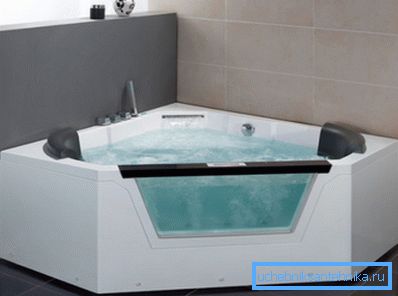 Jacuzzi z termostatem. Jacuzzi z termostatem.