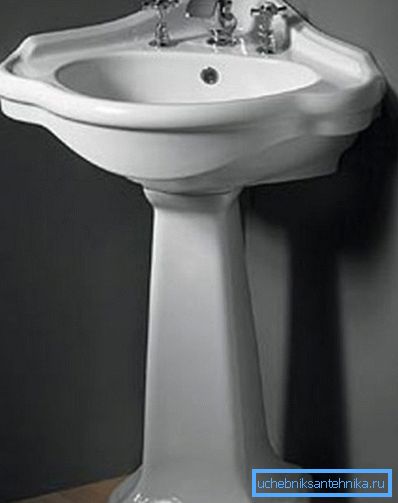 Umywalka porcelanowa z narożnikiem Umywalka porcelanowa z narożnikiem
