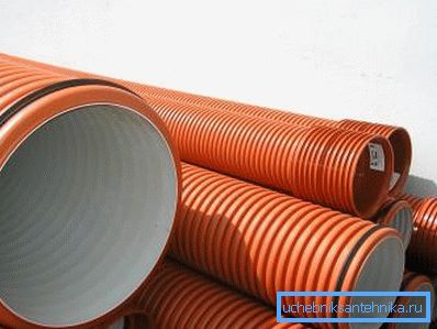 Zdjęcia rur do kanalizacji burzowej
