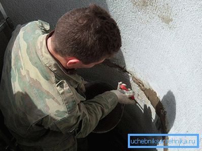 Hydroizolacja studzienek odpływowych z betonowych pierścieni Hydroizolacja studzienek odpływowych z betonowych pierścieni