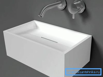 Ciekawy design zlewu w małej łazience Ciekawy design zlewu w małej łazience