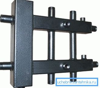 Kolektor ze zintegrowaną hydrauliczną igłą. Kolektor ze zintegrowaną hydrauliczną igłą.