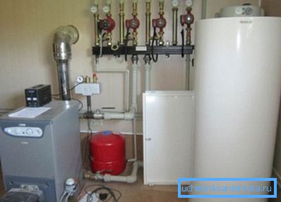 Kocioł zainstalowany w piwnicy Kocioł zainstalowany w piwnicy