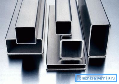 Profile metalowe o różnych konfiguracjach (kwadrat, prostokąt)