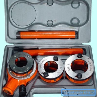 Model KTT-1 4-1-1 2 2 z grzechotką
