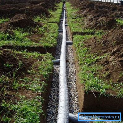 Instalacja systemu odwadniającego na budowie