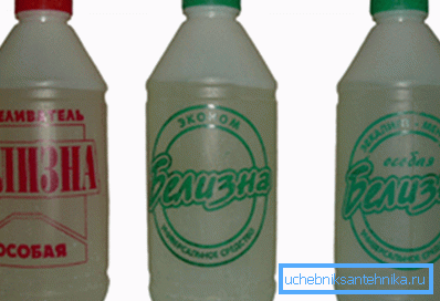 Detergent, eliminując wszystkie plamy w toalecie
