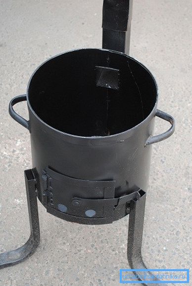Zdjęcie pokazuje podstawę piekarnika. Zdjęcie pokazuje podstawę piekarnika.