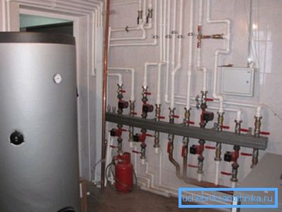 W fotografii - prace instalacyjne dobiegają końca W fotografii - prace instalacyjne dobiegają końca