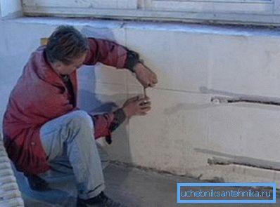 Oznaczenie do instalacji akumulatora