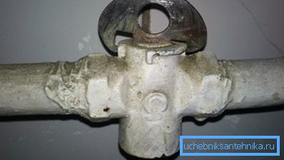 Nie zapomnij usunąć warstw starego uzwojenia i pomalować. Nie zapomnij usunąć warstw starego uzwojenia i pomalować.