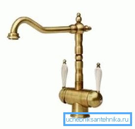 Niektóre materiały mają dobry wygląd i nie utleniają się w kontakcie z wodą. Niektóre materiały mają dobry wygląd i nie utleniają się w kontakcie z wodą.