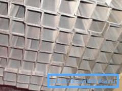 Niektóre rodzaje takich produktów są wykonane z aluminium lub pokryte powłoką ochronną. Niektóre rodzaje takich produktów są wykonane z aluminium lub pokryte powłoką ochronną.