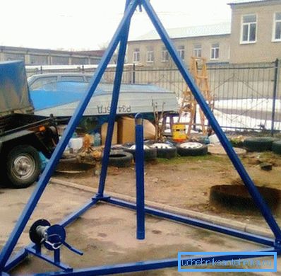 Przykładowy, wykończony metalowy statyw Przykładowy, wykończony metalowy statyw