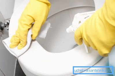 Podczas stosowania chemii gospodarczej należy używać rękawiczek. Podczas stosowania chemii gospodarczej należy używać rękawiczek.