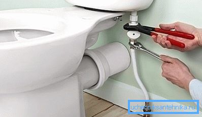 Zwykle tylko sama rura do zaworu wlotowego jest mocowana za pomocą kluczy, chociaż czasami są one również używane do dokręcania nakrętki kontrolnej na samej ceramice. Zwykle tylko sama rura do zaworu wlotowego jest mocowana za pomocą kluczy, chociaż czasami są one również używane do dokręcania nakrętki kontrolnej na samej ceramice.