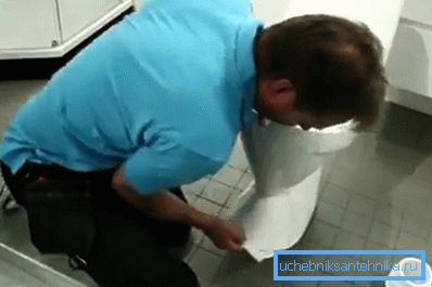 Przed obróbką powierzchnię należy odtłuścić. Przed obróbką powierzchnię należy odtłuścić.