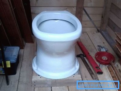 Plastikowa miska ustępowa do daczy Plastikowa miska ustępowa do daczy