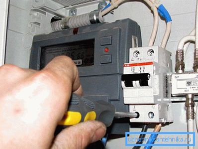 3952 Właściwe połączenie elektryczne