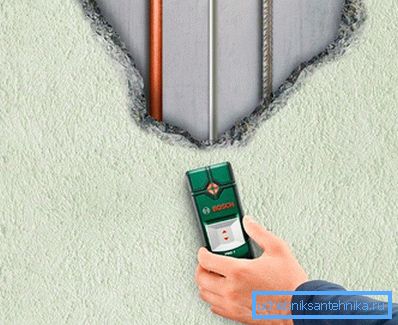 Wyszukaj komunikację i okablowanie za pomocą wykrywacza metalu Wyszukaj komunikację i okablowanie za pomocą wykrywacza metalu