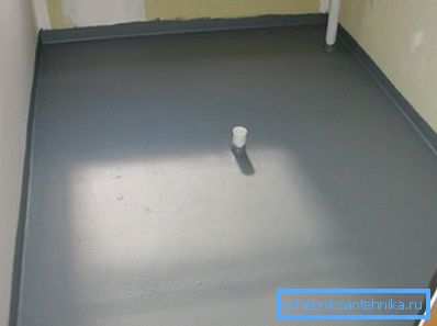 Podłoga z hydroizolacją