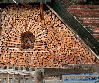 Woodpile z drewna