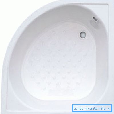 Półokrągła krawędź - rzadkość w przypadku produktów z żeliwa Półokrągła krawędź - rzadkość w przypadku produktów z żeliwa