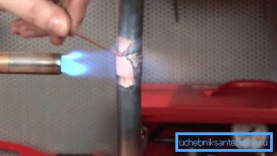 Lutowanie musi całkowicie wypełnić lukę montażową