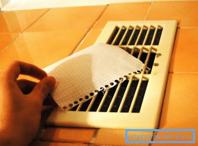 Sprawdzanie ciągu za pomocą arkusza papieru Sprawdzanie ciągu za pomocą arkusza papieru