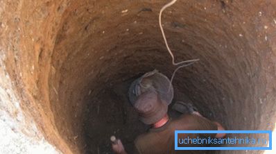 Praca w zamkniętej przestrzeni jest dość trudna, podczas gdy nie jest to łatwiejsze dla każdego, kto podnosi wiadra piasku. Praca w zamkniętej przestrzeni jest dość trudna, podczas gdy nie jest to łatwiejsze dla każdego, kto podnosi wiadra piasku.