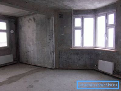 Umieszczenie w pokoju grzejników ze stalowych płyt
