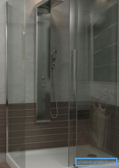 Za pomocą palety można szybko zbudować kabinę prysznicową.