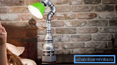 Części hydrauliczne można wykorzystać do wykonania różnych akcesoriów.
