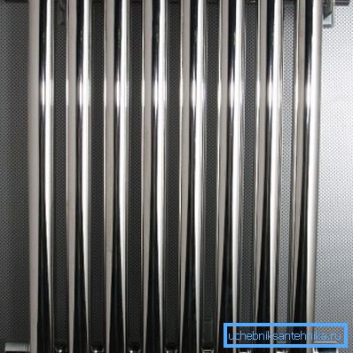 Przekrój grzejnika stalowego traci na aluminium pod względem wymiany ciepła o połowę. Przekrój grzejnika stalowego traci na aluminium pod względem wymiany ciepła o połowę.