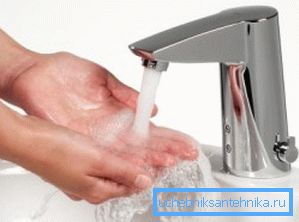 Dotykowe elektroniczne baterie zlewozmywakowe są bardzo wygodne. Dotykowe elektroniczne baterie zlewozmywakowe są bardzo wygodne.