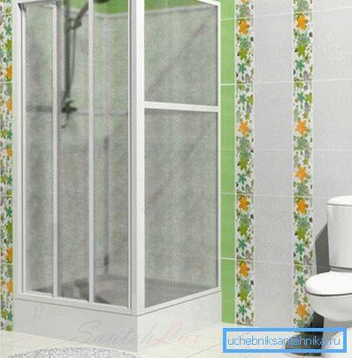 Rolety do kabiny prysznicowej 90x90 cm z poliwęglanu Rolety do kabiny prysznicowej 90x90 cm z poliwęglanu