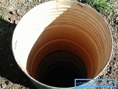 Kanał odpływowy wykonany z metalu Kanał odpływowy wykonany z metalu