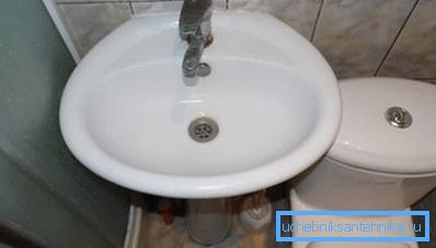 Zbiornik na odpady nie powinien być zbyt szeroki