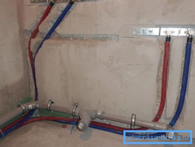 Nowoczesny plastikowy grzebień. Nowoczesny plastikowy grzebień.
