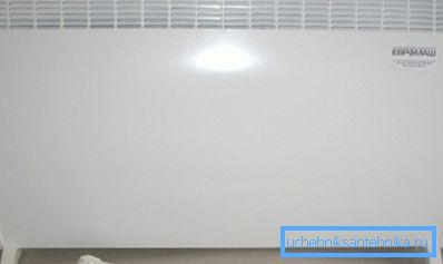 Takie produkty mogą być zarówno mobilne, jak i trwale przymocowane do podłogi lub ściany. Takie produkty mogą być zarówno mobilne, jak i trwale przymocowane do podłogi lub ściany.