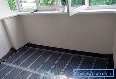 Podgrzewana podłoga na loggii Podgrzewana podłoga na loggii