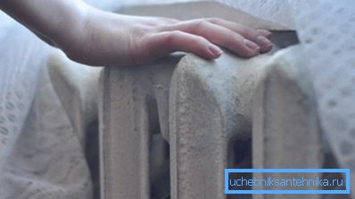 Zaledwie kilka godzin po włączeniu ogrzewania bateria zacznie ogrzewać pomieszczenie. Zaledwie kilka godzin po włączeniu ogrzewania bateria zacznie ogrzewać pomieszczenie.