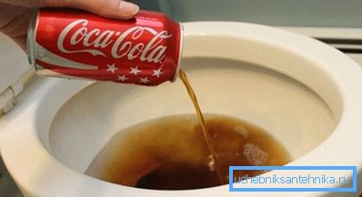 Spragniony spragniony miska WC pół litrowe napoje na raz