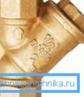 Instalowanie prostego filtra siatkowego chroni sprzęt i redukuje zniekształcenia pomiarowe.