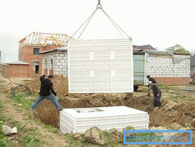 Instalacja za pomocą septycznego zbiornika suwnic Bioxy