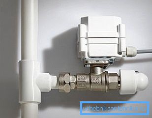 Zainstalowany elektryczny dźwig do wody Zainstalowany elektryczny dźwig do wody